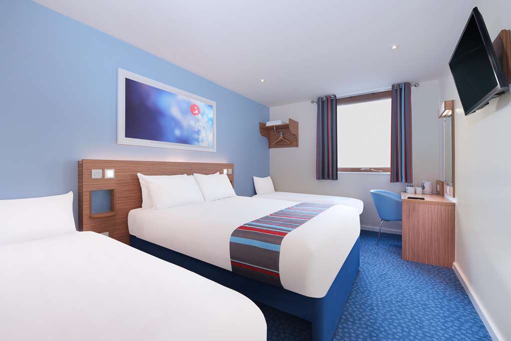Travelodge Cheltenham Quarto foto